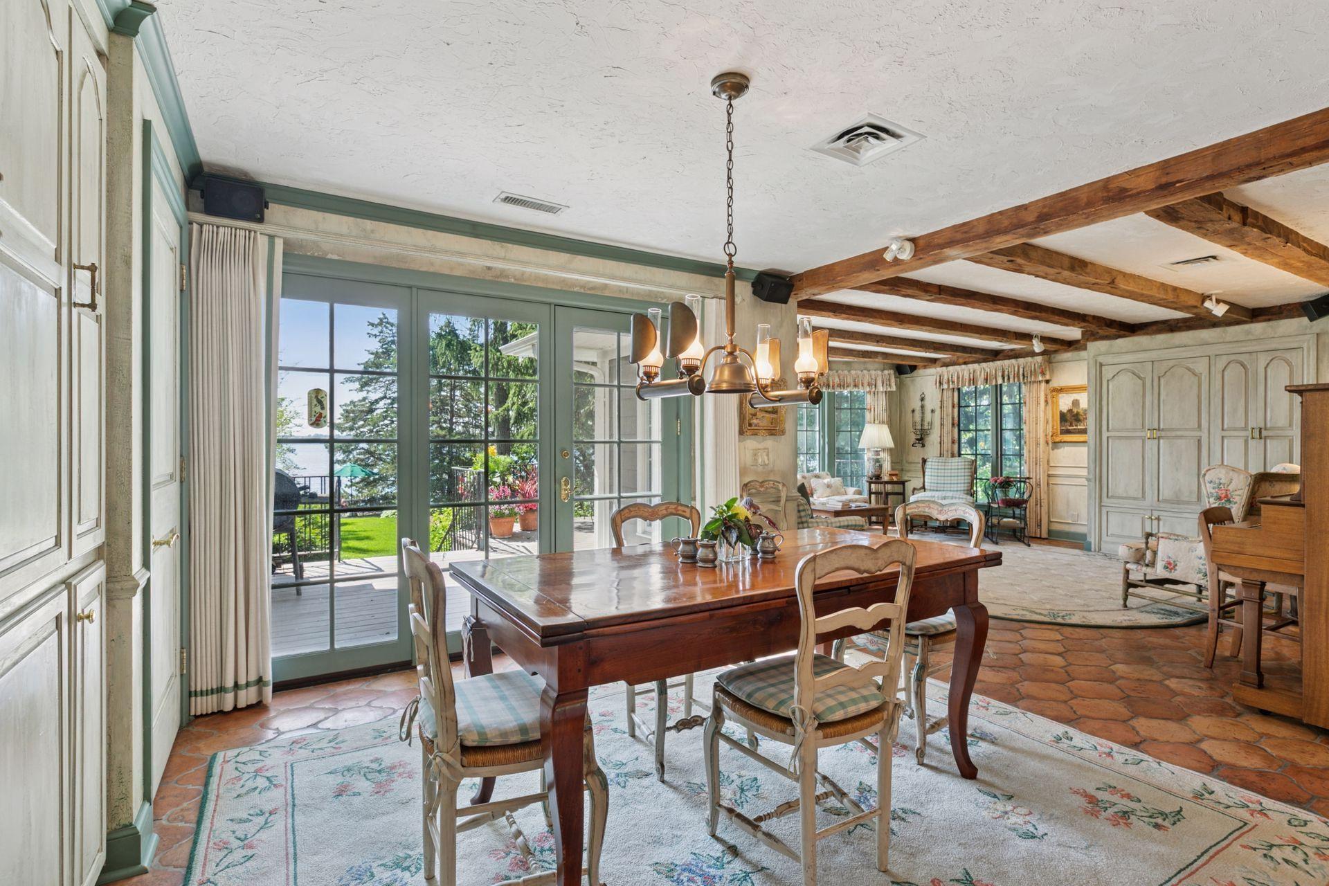 547 Harrington Road Wayzata, MN 55391 - Photo 8 of 19 Gallery Image 8