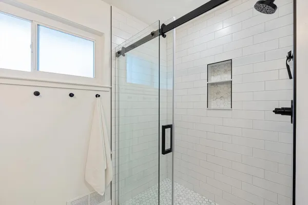 $989,500 | 5808 O Street, Sacramento, CA 95819