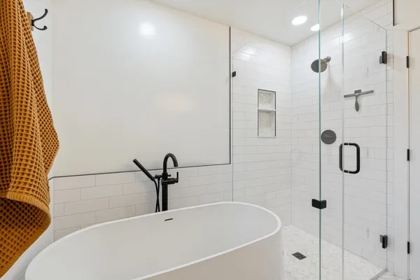 $989,500 | 5808 O Street, Sacramento, CA 95819