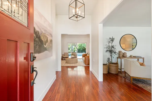 $989,500 | 5808 O Street, Sacramento, CA 95819