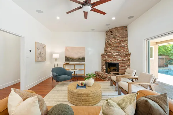 $989,500 | 5808 O Street, Sacramento, CA 95819