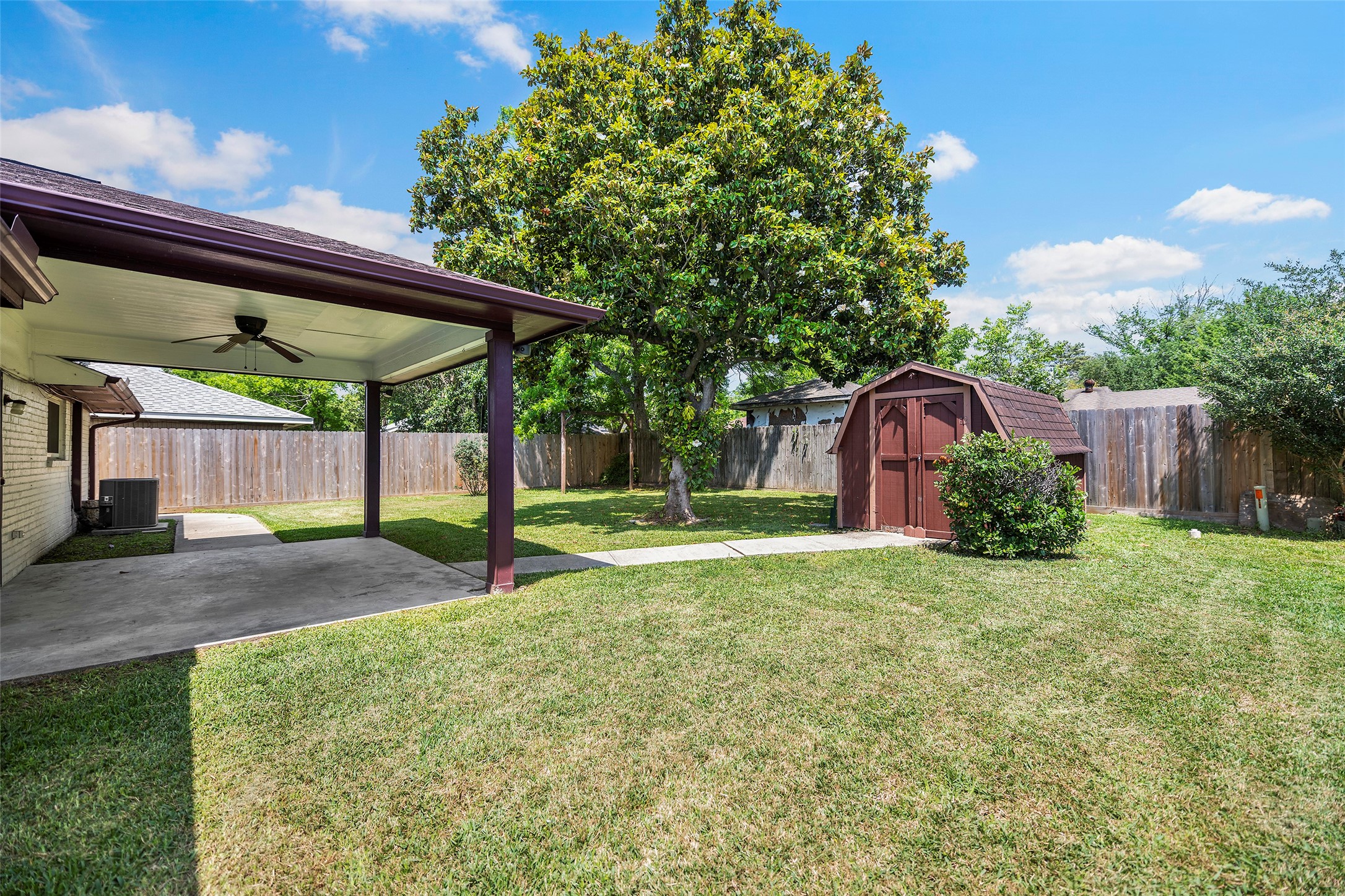 4511 Connorvale Road Houston, TX 77039 - Photo 21 of 25 Backyard