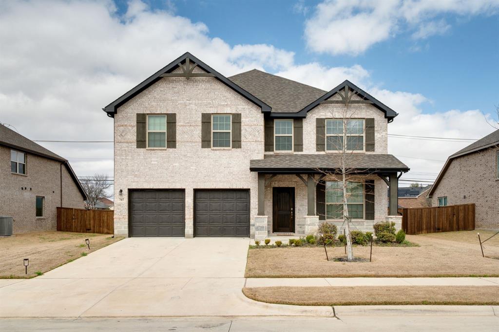 707 Ranchvale Lane Arlington, TX 76002 - Photo 1 of 40