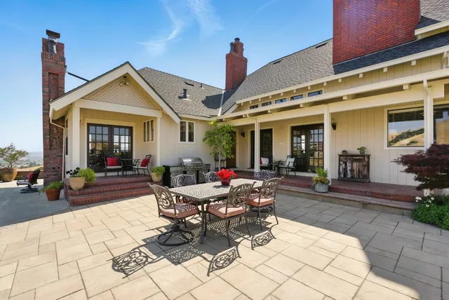 a view of a ocean view