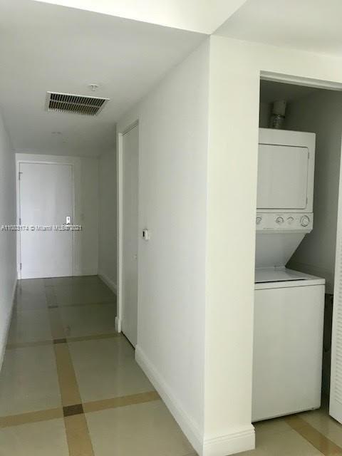 185 Southwest 7th Street, Unit 4201 Miami, FL 33130 - Photo 11 of 62