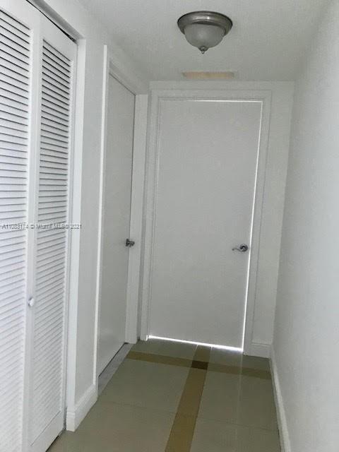 185 Southwest 7th Street, Unit 4201 Miami, FL 33130 - Photo 14 of 62