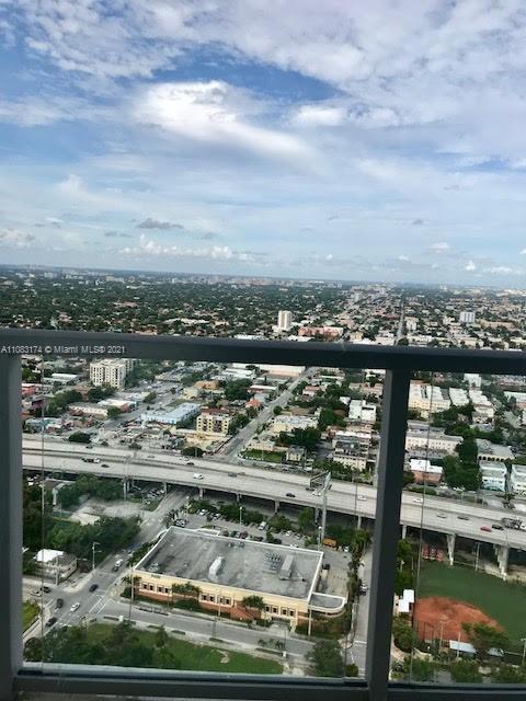 185 Southwest 7th Street, Unit 4201 Miami, FL 33130 - Photo 22 of 62