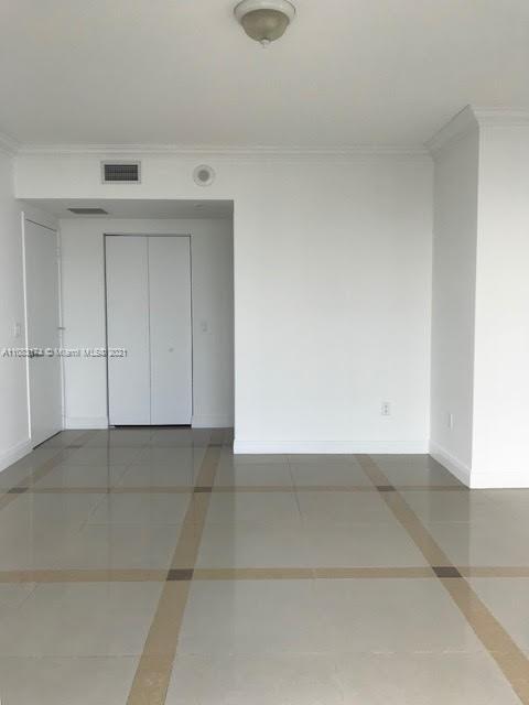 185 Southwest 7th Street, Unit 4201 Miami, FL 33130 - Photo 35 of 62