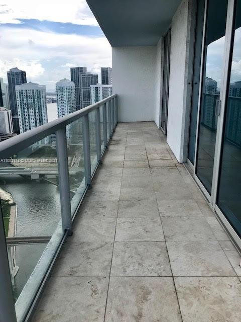 185 Southwest 7th Street, Unit 4201 Miami, FL 33130 - Photo 51 of 62