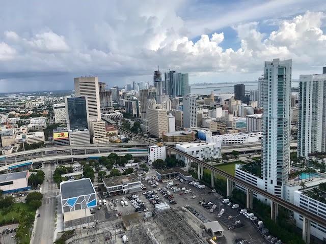 185 Southwest 7th Street, Unit 4201 Miami, FL 33130 - Photo 56 of 62