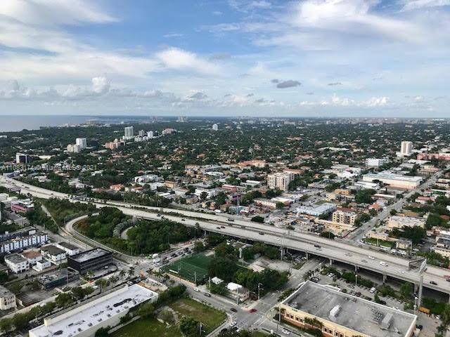 185 Southwest 7th Street, Unit 4201 Miami, FL 33130 - Photo 61 of 62