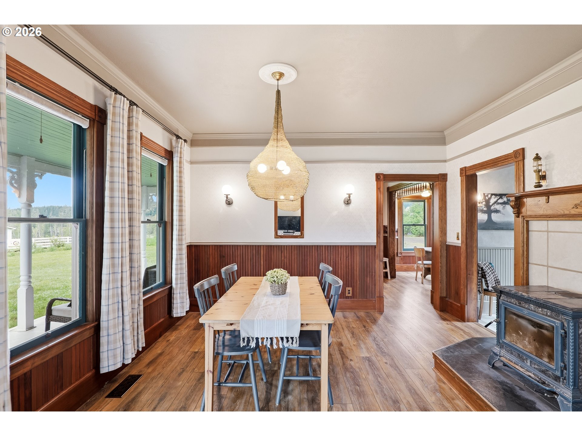 17386 South Callahan Road Molalla, OR 97038 - Photo 11 of 42 Dining Room
