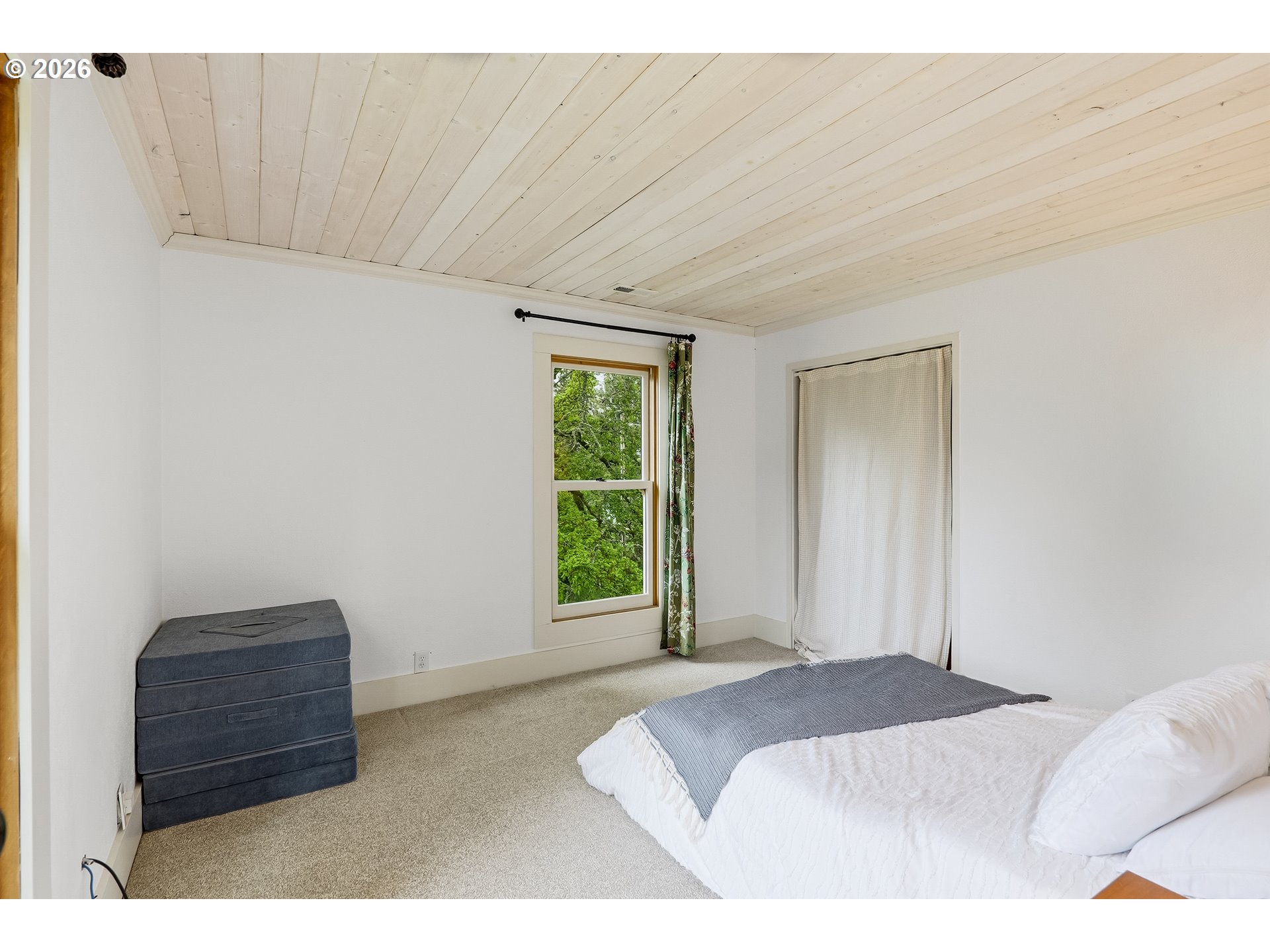 17386 South Callahan Road Molalla, OR 97038 - Photo 24 of 42 Bedroom