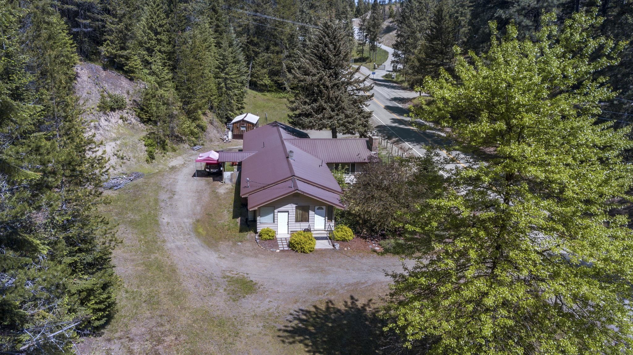 13122 Deer Valley Road Newport, WA 99156 - Photo 4 of 50
