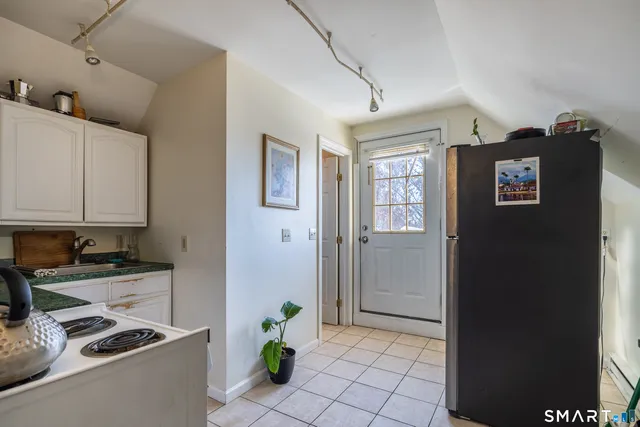 $1,400 | 795 Brewster Street, Bridgeport, CT 06605