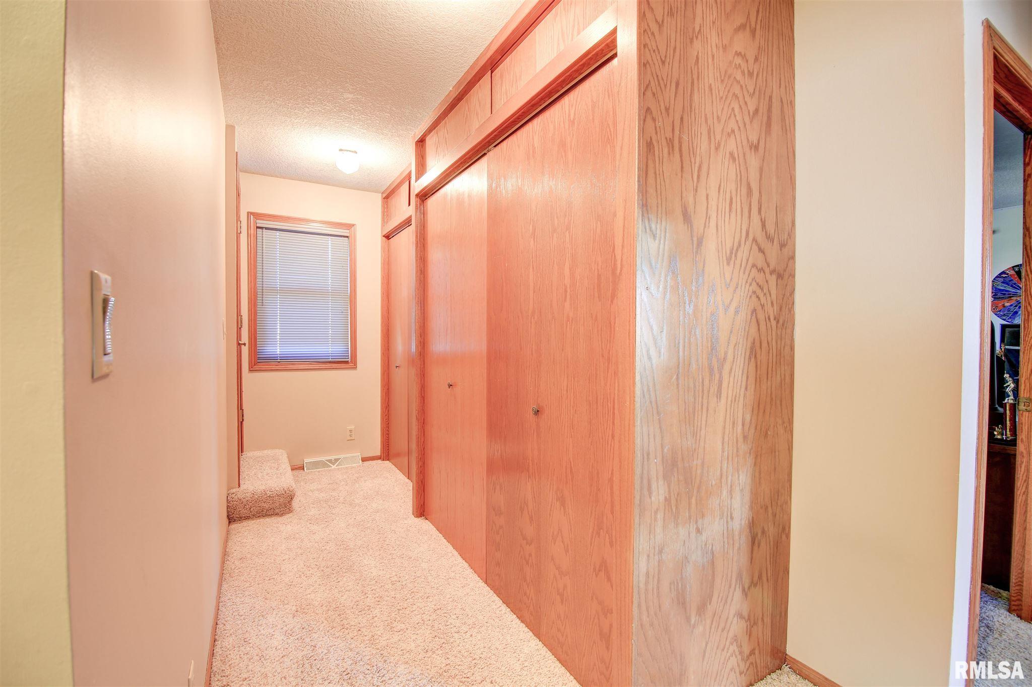 3231 Tower Court Clinton, IA 52732 - Photo 23 of 30 Gallery Image 23
