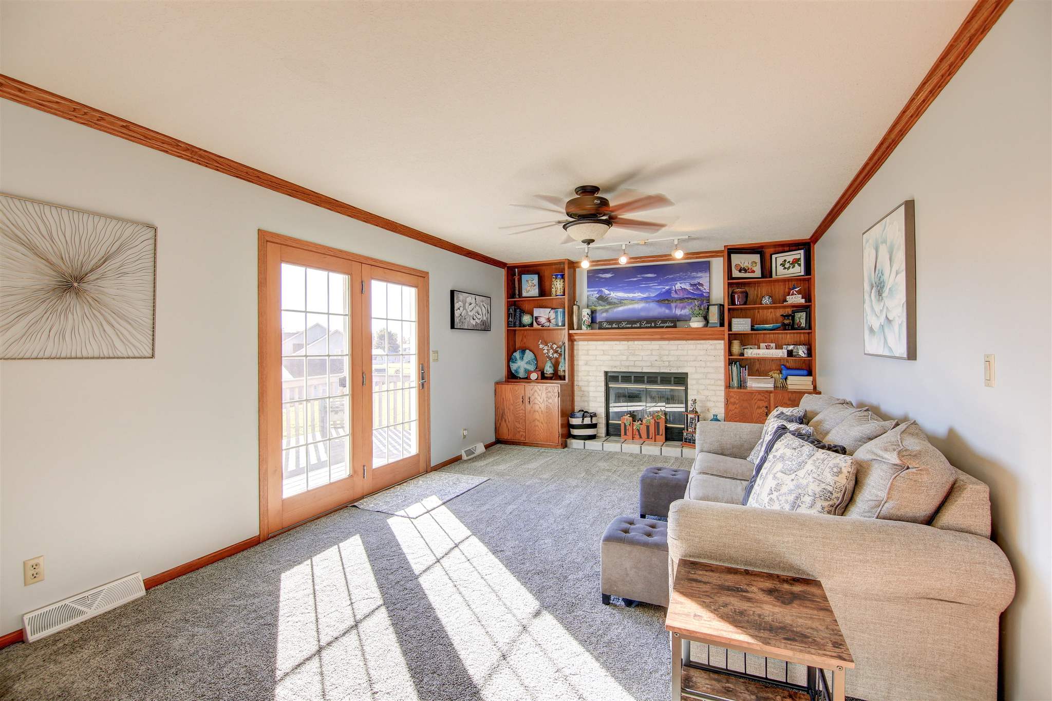 3231 Tower Court Clinton, IA 52732 - Photo 9 of 30 Gallery Image 9