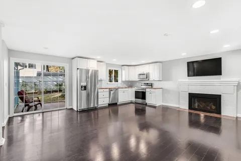 $599,900 | 26 Maplewood Avenue, Sudbury, MA 01776