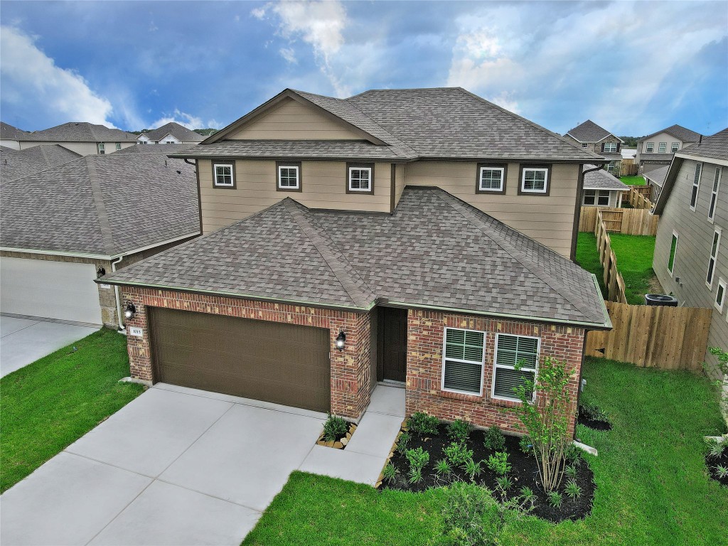 1015 Modesto Drive Rosharon, TX 77583 - Photo 1 of 37 Welcome to this charming two story home located in the highly acclaimed Fort Bend ISD, nestled in the desirable Glendale Lakes community in Rosharon! Enjoy quick access to major employment centers including the Houston Medical Center, plus nearby shopping, dining, and entertainment at Pearland Town Center and more. No flooding during storms adds peace of mind. A wonderful place to call home, make this home yours! Vacant and ready for your memories!