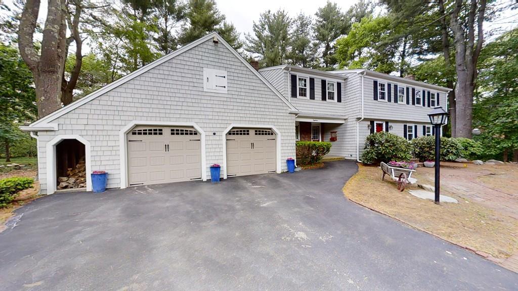 18 Butterworth Drive, Attleboro, MA 02703 Compass