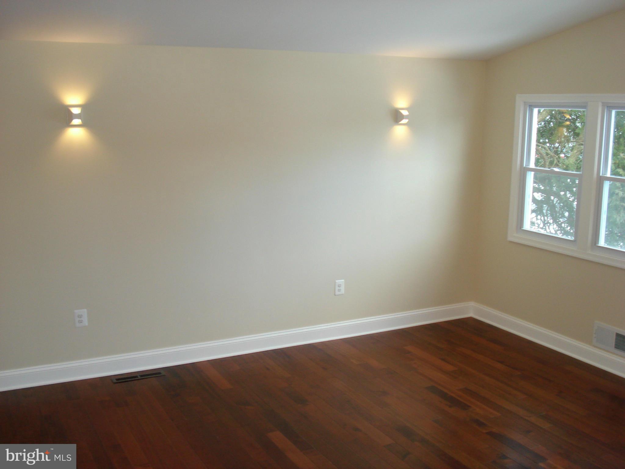4113 Ronis Road Pikesville, MD 21208 - Photo 8 of 15 Interior (General)