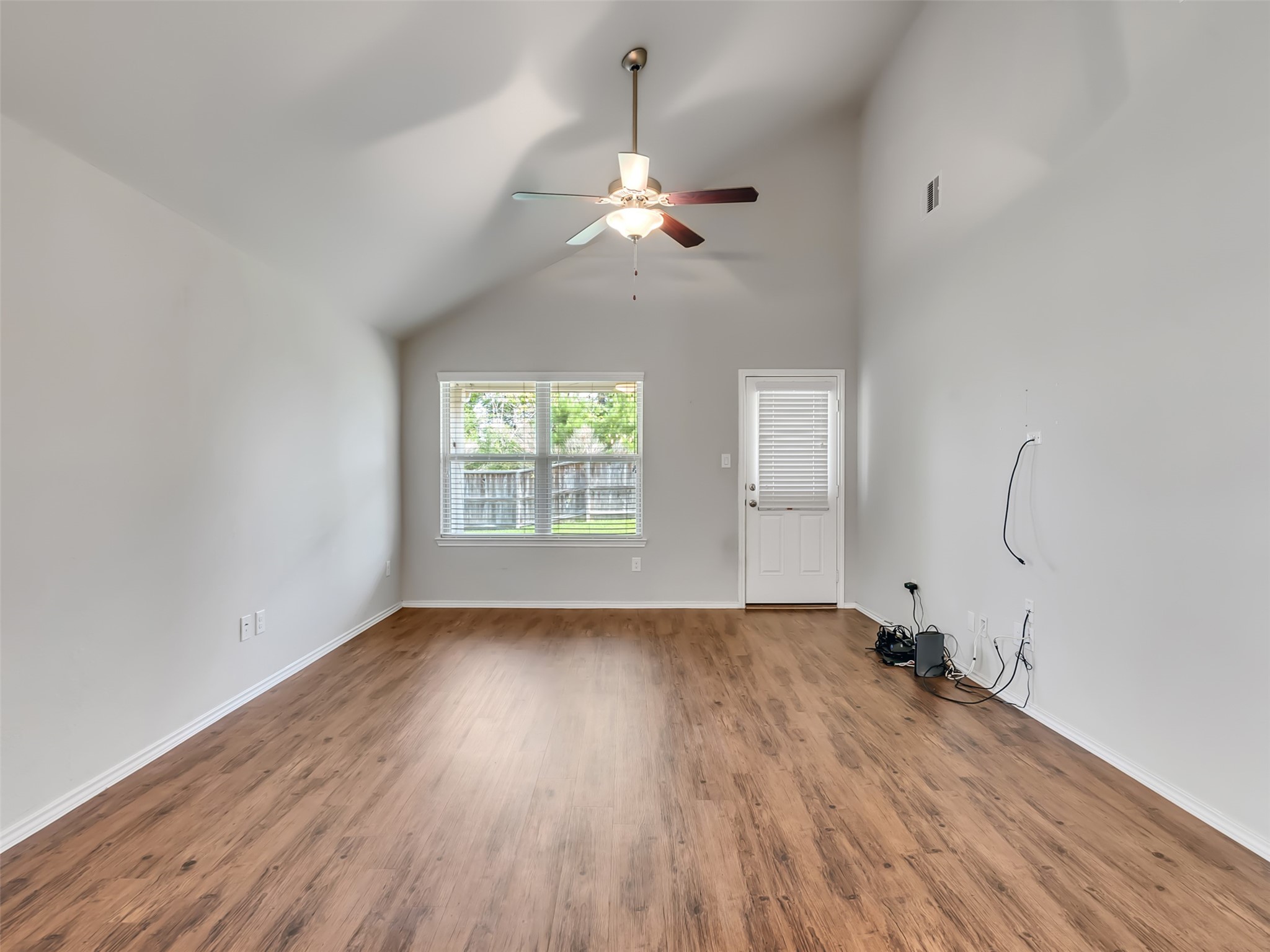 14106 Locke Point Court Conroe, TX 77384 - Photo 18 of 37