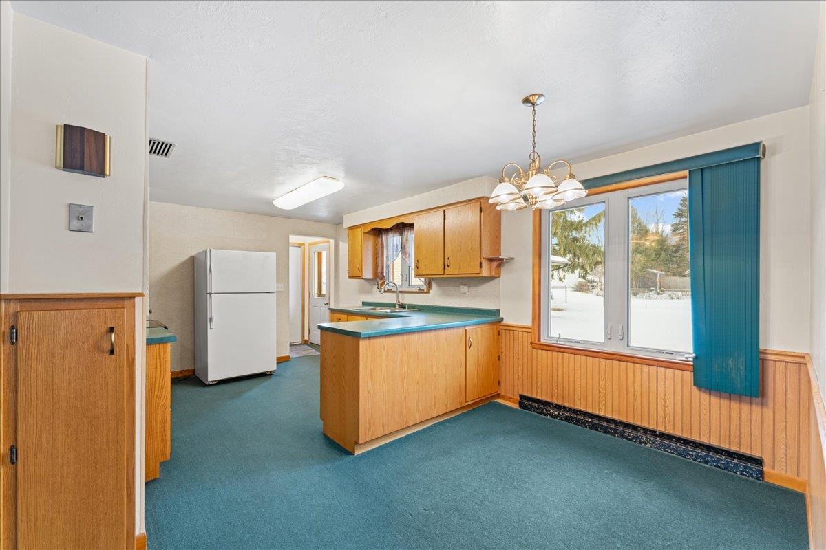 705 2nd Street Kewaunee, WI 54216 - Photo 20 of 38