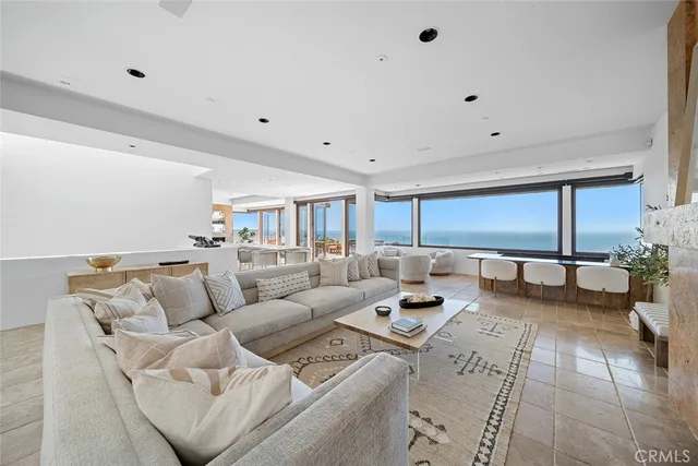 $12,750,000 | 523 Emerald Bay, Laguna Beach, CA 92651