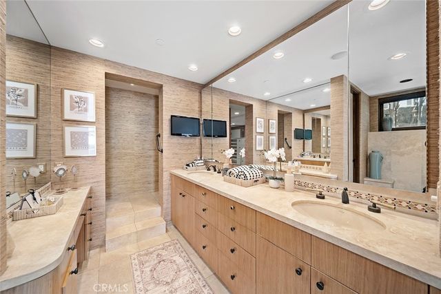 $12,750,000 | 523 Emerald Bay, Laguna Beach, CA 92651