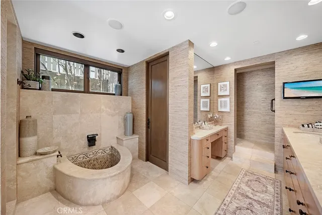 $12,750,000 | 523 Emerald Bay, Laguna Beach, CA 92651