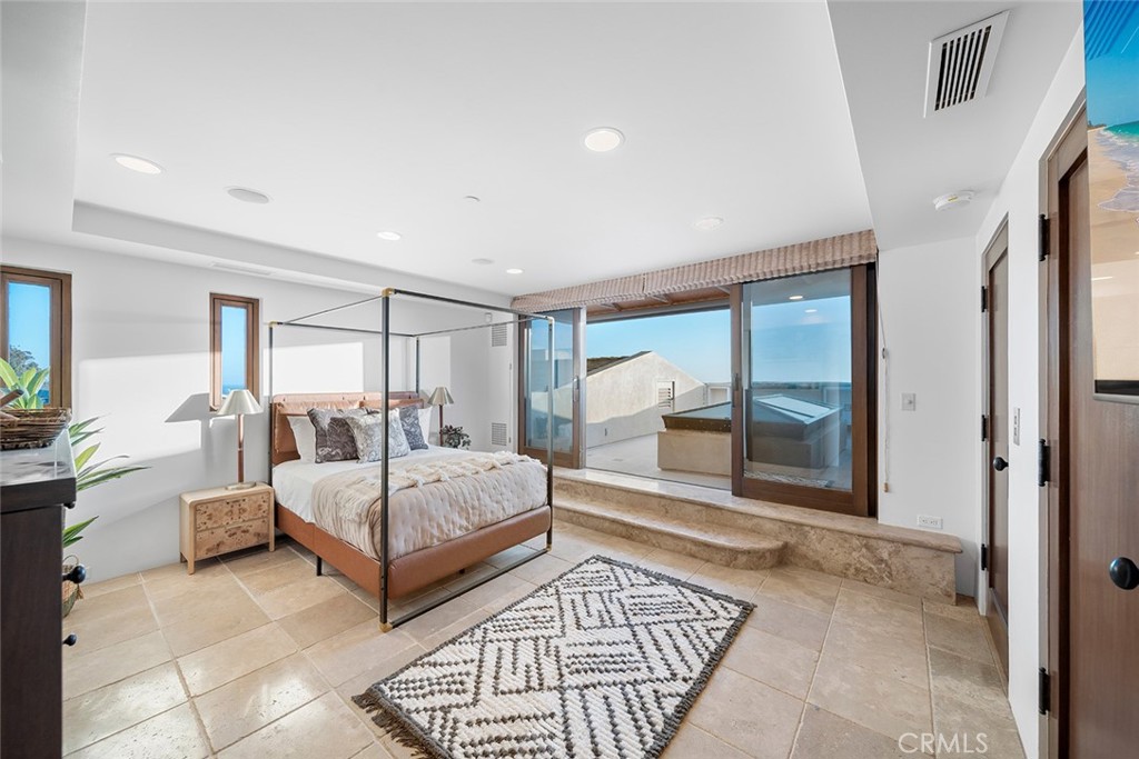 523 Emerald Bay Laguna Beach, CA 92651 - Photo 39 of 59