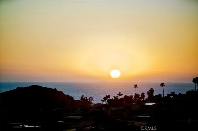 $12,750,000 | 523 Emerald Bay, Laguna Beach, CA 92651