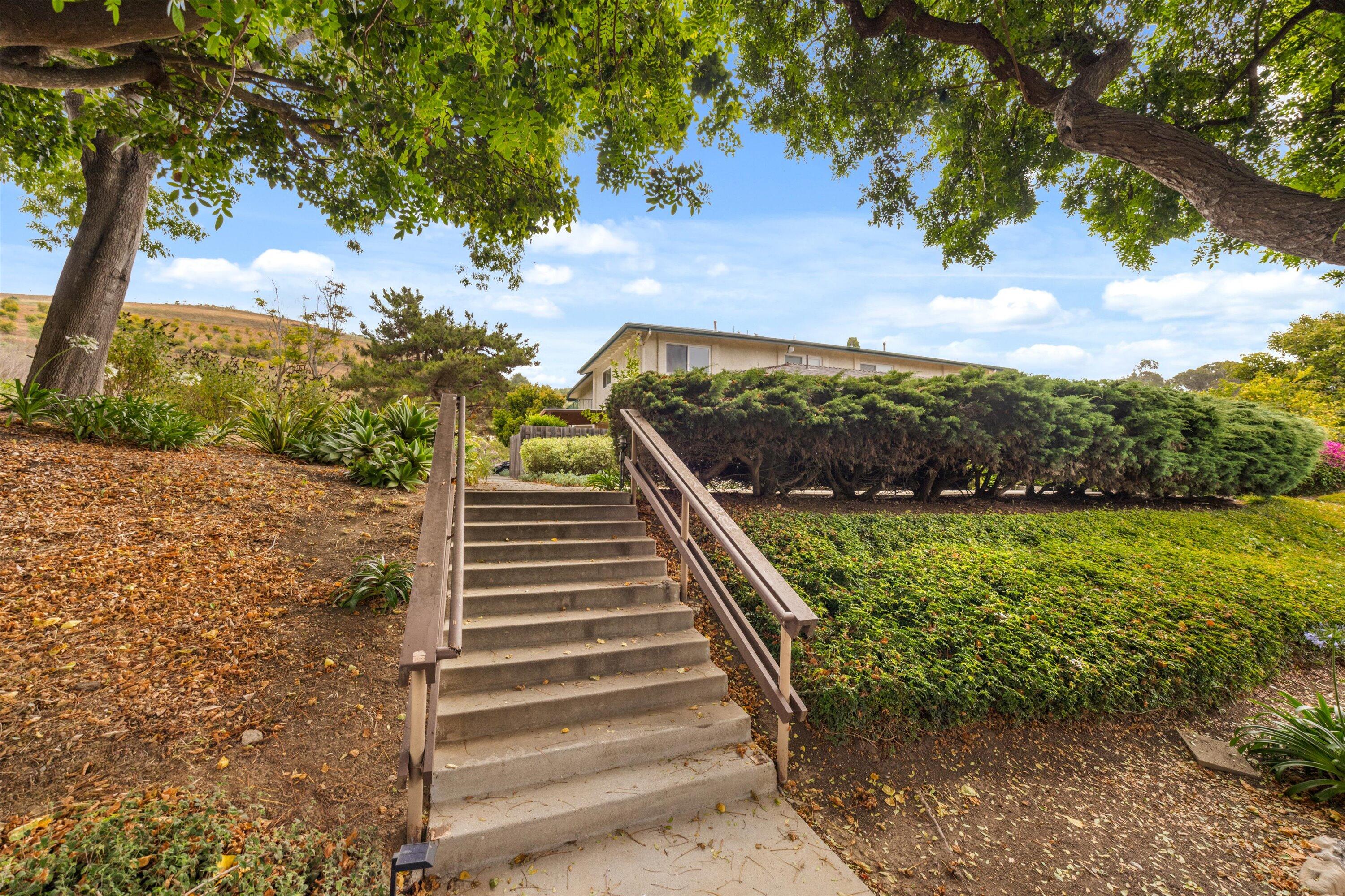 409 Northgate Drive, Unit A Goleta, CA 93117 - Photo 2 of 32 01-7L5A8305