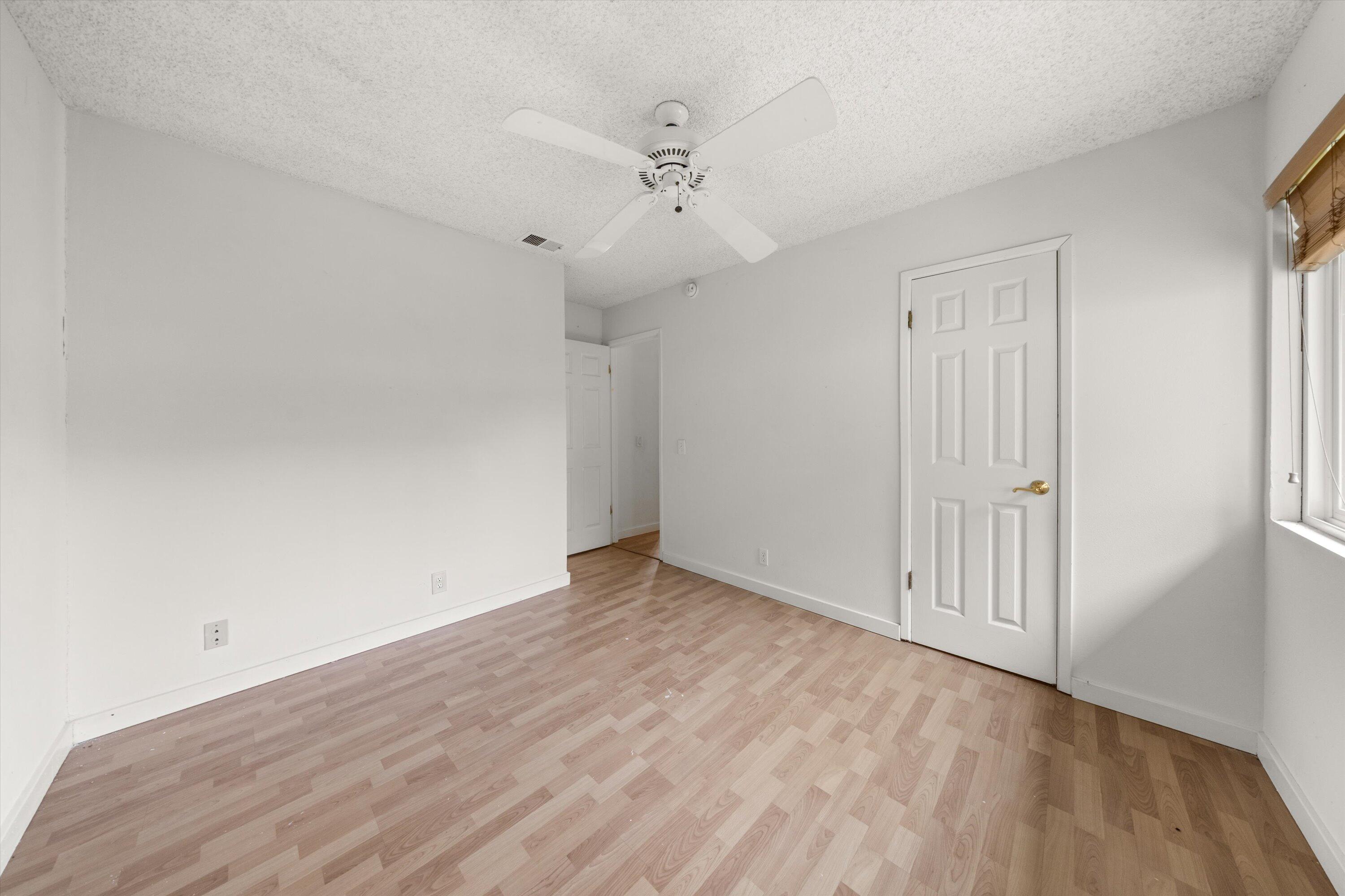 409 Northgate Drive, Unit A Goleta, CA 93117 - Photo 21 of 32 21-7L5A8413