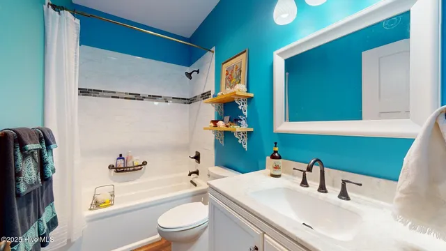 $475,000 | 185 Highway 73, West End, NC 27376