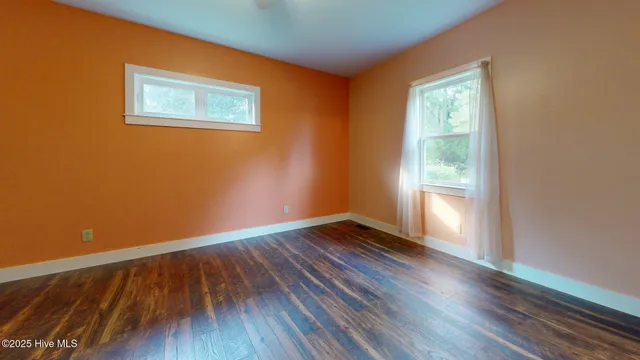 $475,000 | 185 Highway 73, West End, NC 27376