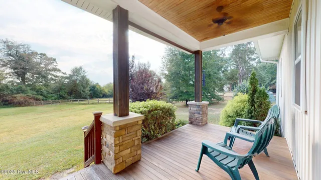 $475,000 | 185 Highway 73, West End, NC 27376