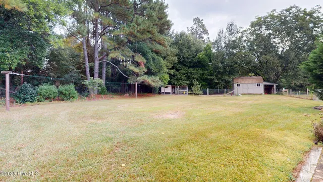 $475,000 | 185 Highway 73, West End, NC 27376