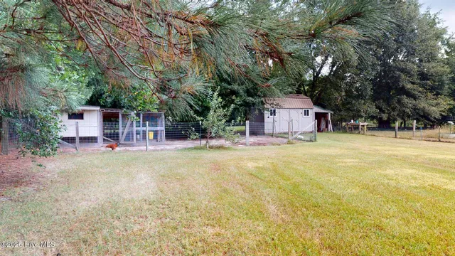 $475,000 | 185 Highway 73, West End, NC 27376