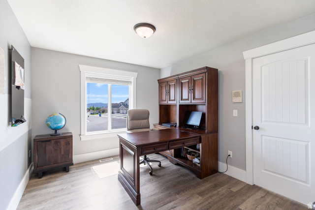 580 Cherry Ridge Lane Richmond, UT 84333 - Photo 5 of 53 Office space featuring dark wood-type flooring and baseboards