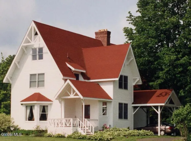 $988,000 | 50 Lincoln Mountain Road, Corinth, NY 12822