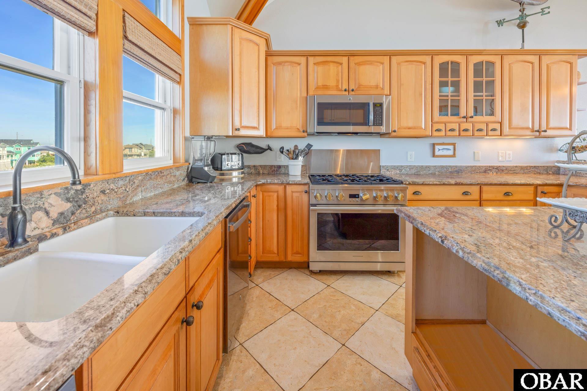 57059 Lighthouse Road Hatteras, NC 27943 - Photo 3 of 45 Gallery Image 3
