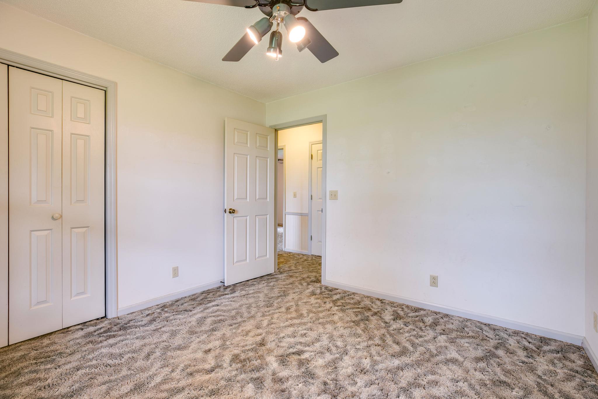 3596 Ridgefield Drive Murfreesboro, TN 37129 - Photo 15 of 24 Guest bedroom.