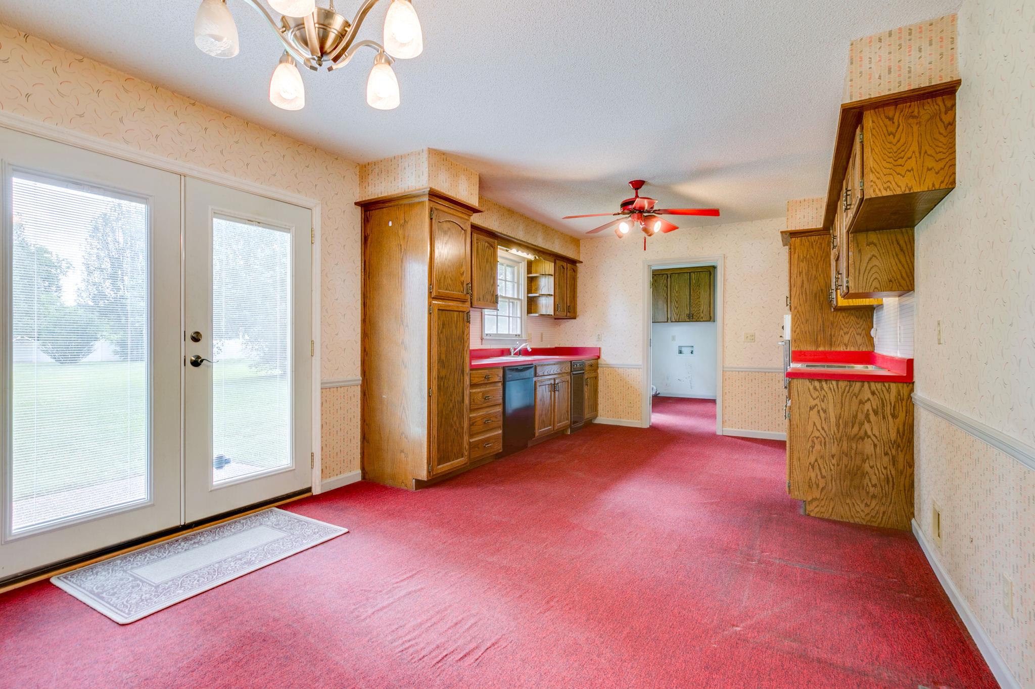 3596 Ridgefield Drive Murfreesboro, TN 37129 - Photo 8 of 24 Home offers spacious kitchen with window outlooking the yard.