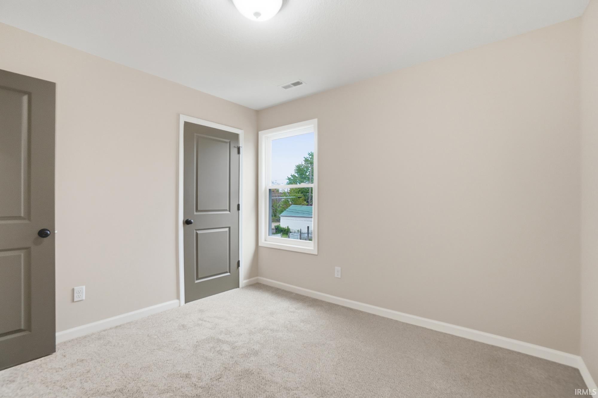 1626 Howell Street, Unit 201 Fort Wayne, IN 46808 - Photo 27 of 33