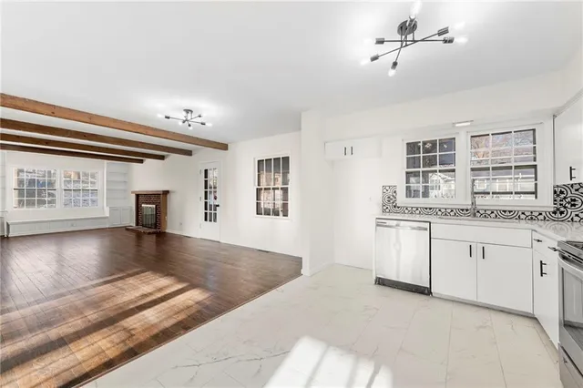 $310,000 | 3528 Northeast 47th Street, Kansas City, MO 64117