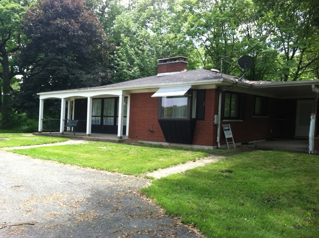 2418 East Exchange Street Crete, IL 60417 - Photo 1 of 1