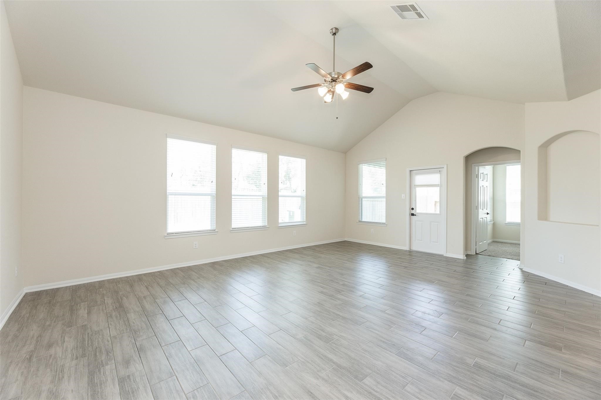 2293 Garden Square Path Spring, TX 77386 - Photo 12 of 32 Gallery Image 12