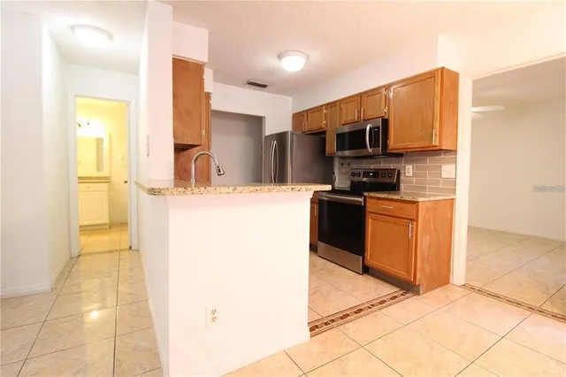 $1,600 | 1069 South Hiawassee Road, Unit 1311, Orlando, FL 32835