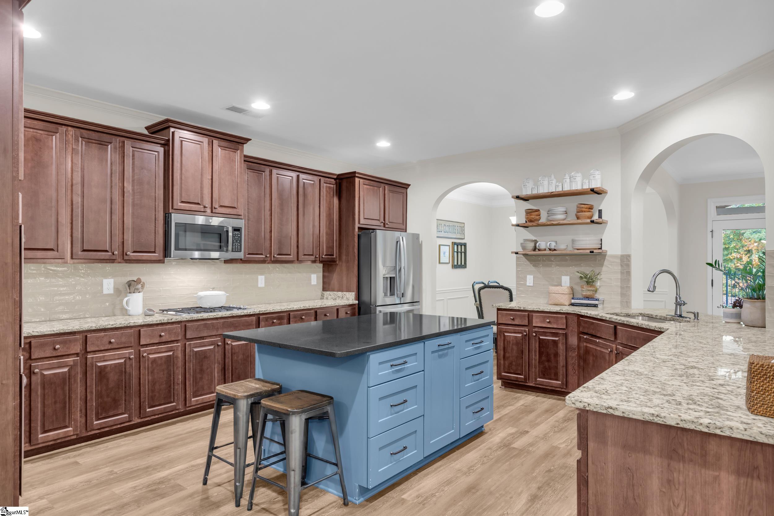 529 Horton Grove Road Greer, SC 29651 - Photo 4 of 45